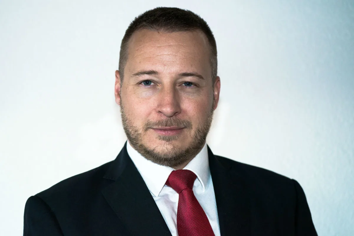 Wallis VS - Frederik Schieferstein neuer Chef Weiterbildung