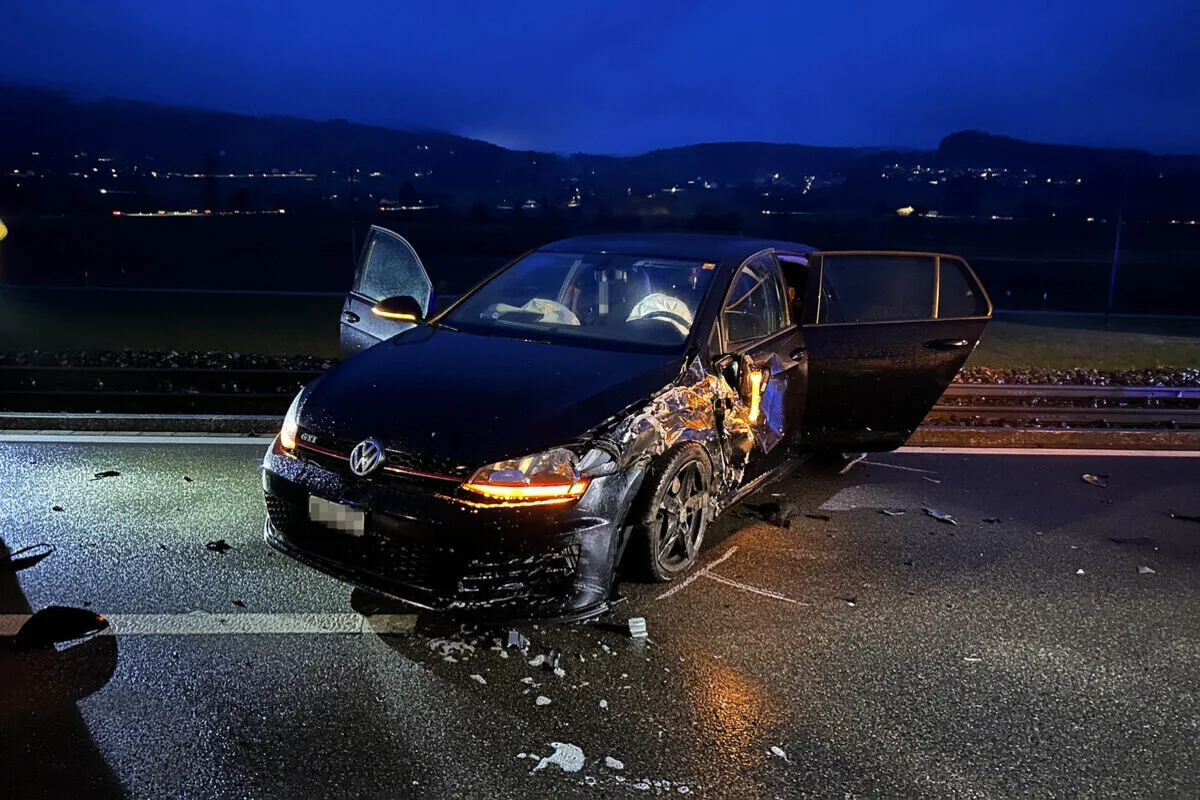 Leimbach AG – Strasse nach Unfall zwei Stunden gesperrt