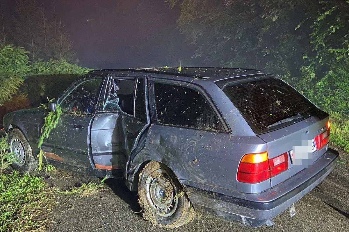 Bözberg AG - BMW mit Totalschaden - 22-Jähriger zu schnell und angetrunken unterwegs