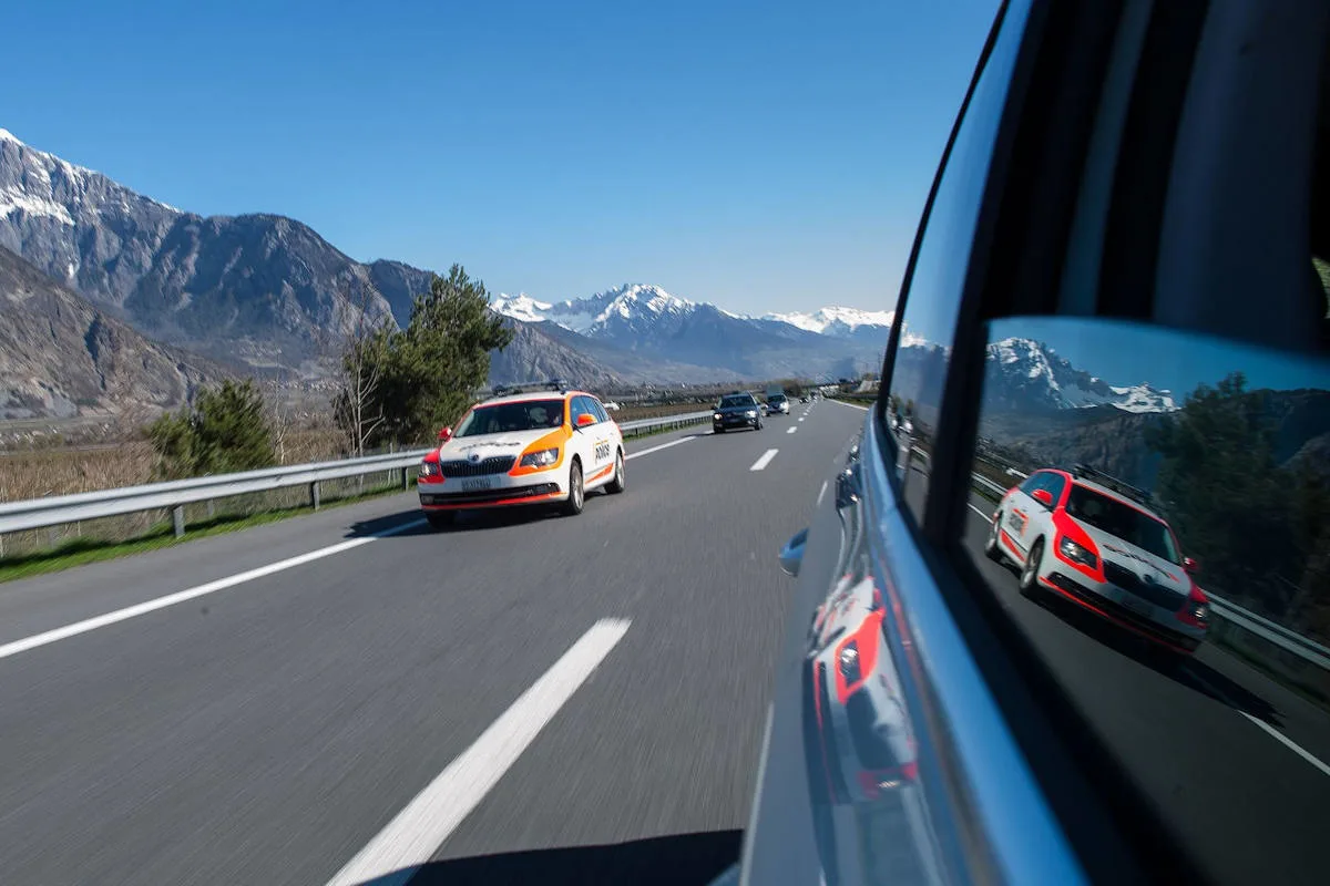 A9 Granges VS – Loch auf der Autobahn zwischen Siders und Sitten