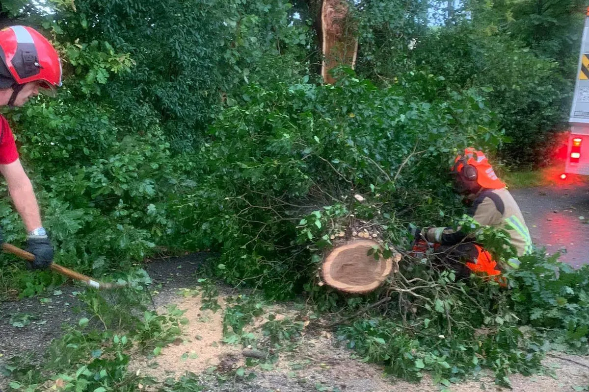 Unwetter in Rapperswil-Jona SG – Feuerwehr im Dauereinsatz