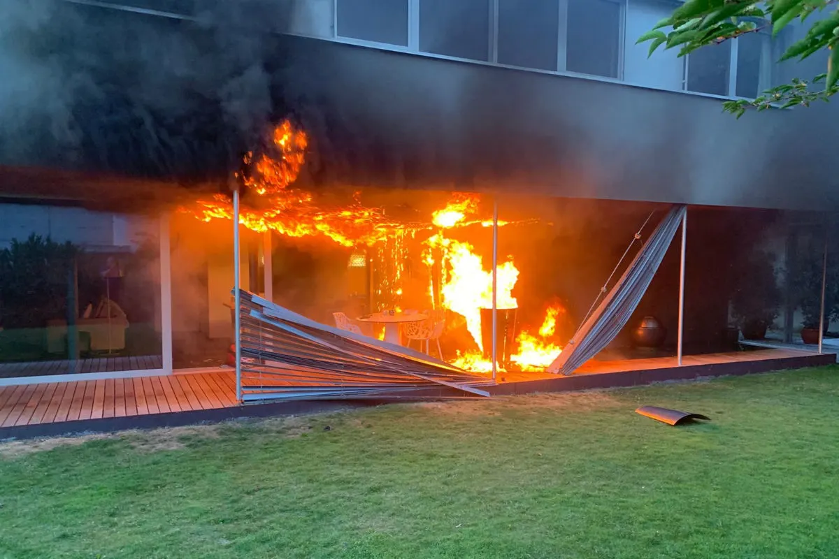 Chur GR - Grill entfacht Hausbrand