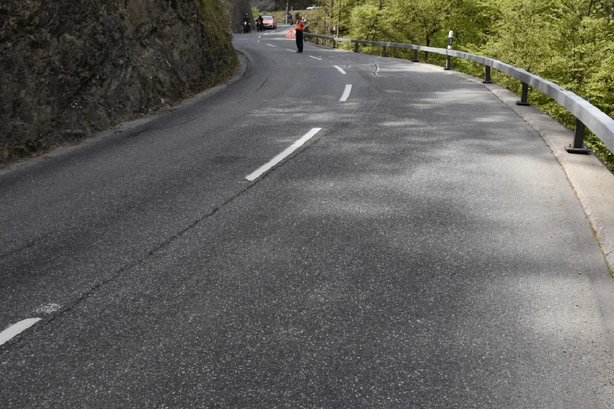 Bad Ragaz SG - Motorradfahrer nach Selbstunfall leicht verletzt