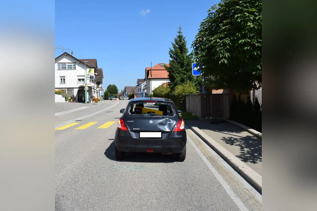 Waldstatt AR – Auffahrunfall mit Elektro-Skateboard 