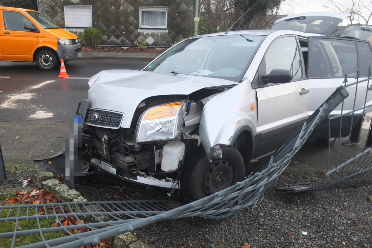 Unfall in Hürtgenwald – Vorfahrtberechtigten Pkw übersehen