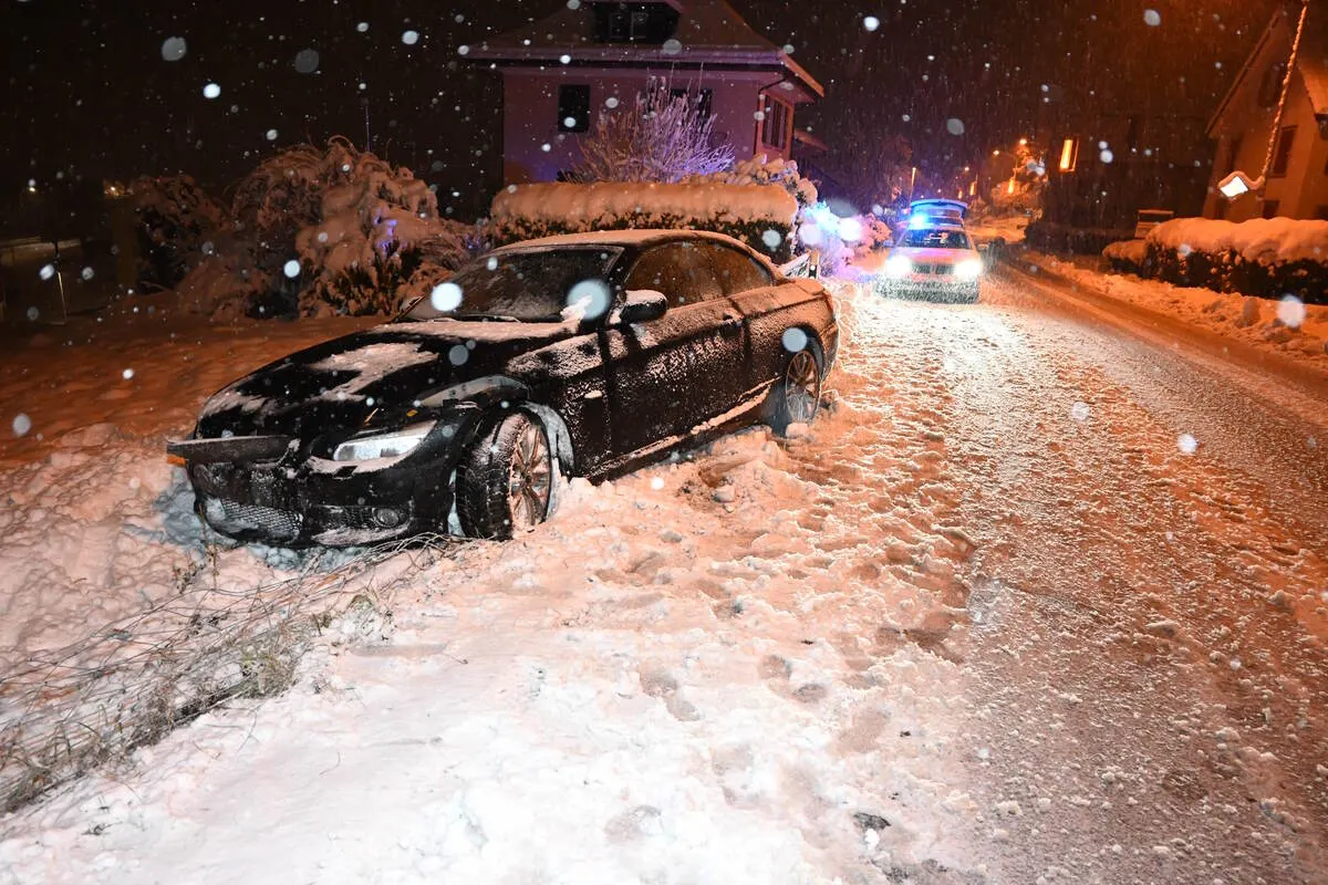 Bronschhofen SG - Alkohol und Schnee führen zu Unfall 
