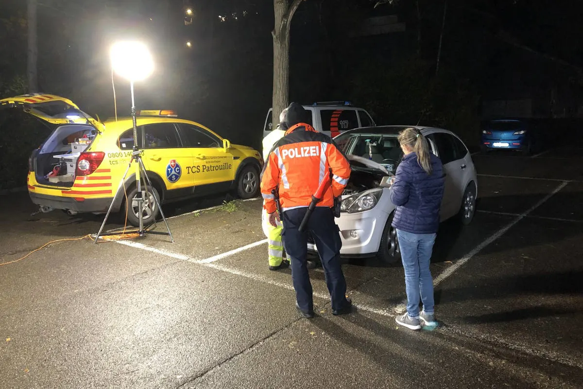 Kanton Schaffhausen - Polizeiaktion mit dem TCS zum "Tag des Lichts" 