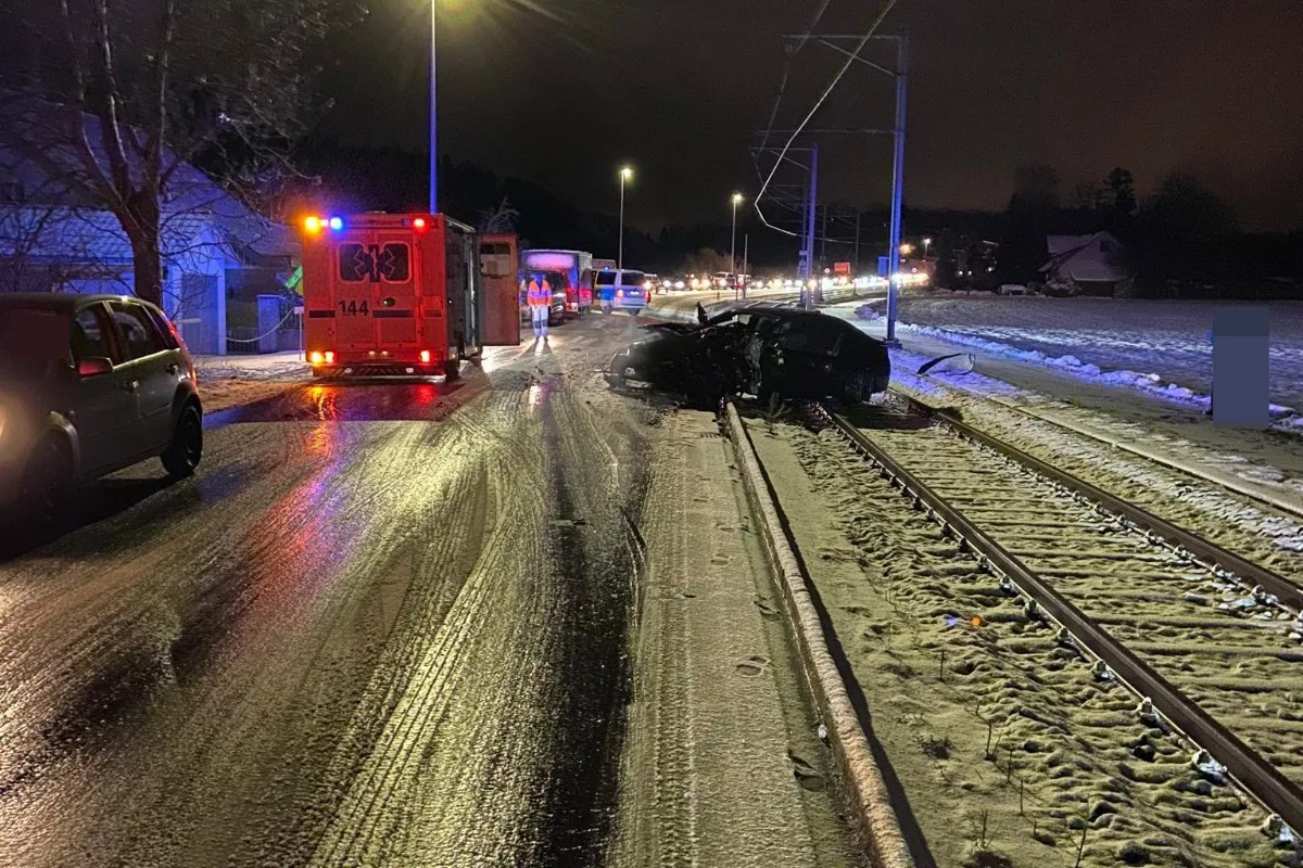 Lenzburg AG - Kontrolle über Lastwagen verloren