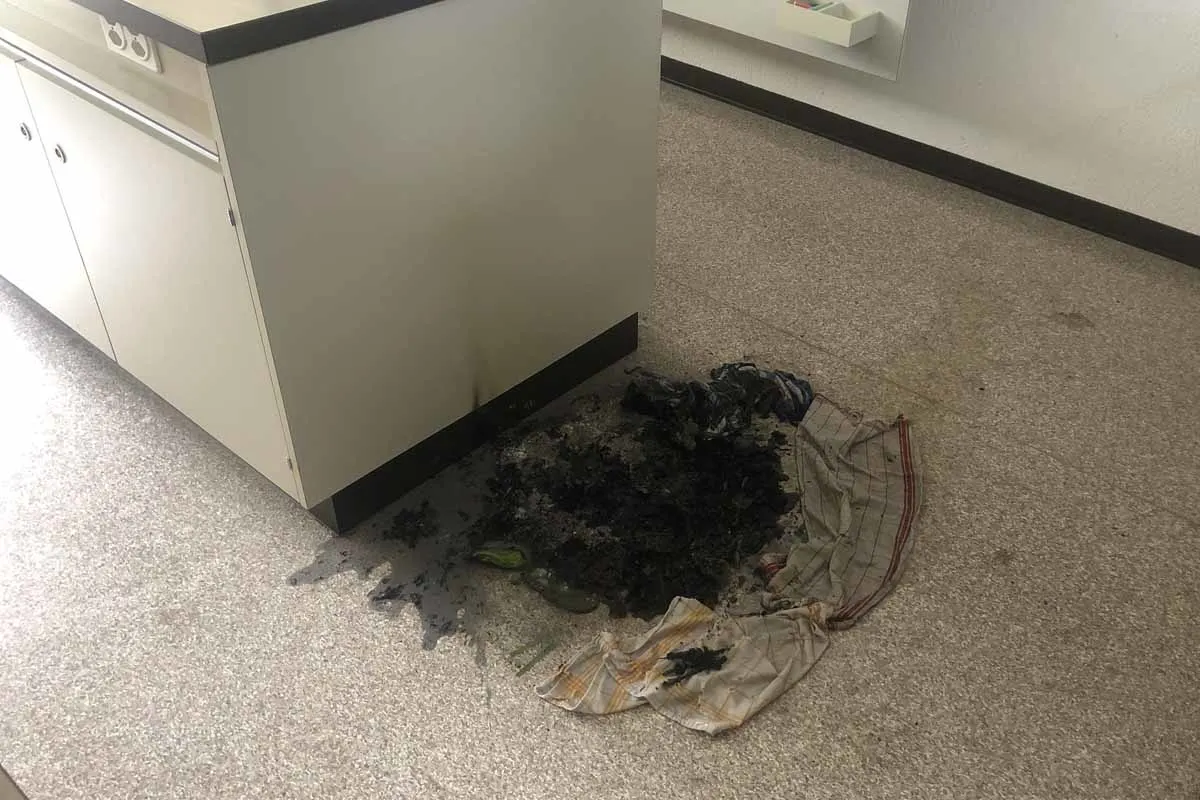 Rapperswil-Jona SG - Feuer in Schulhaus nach Experiment
