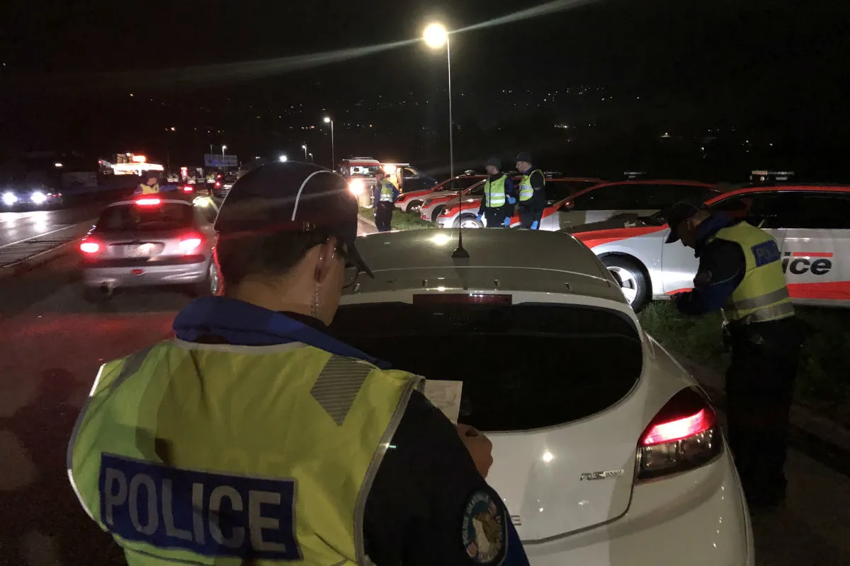 Monthey VS - Grosse Polizeiaktion 