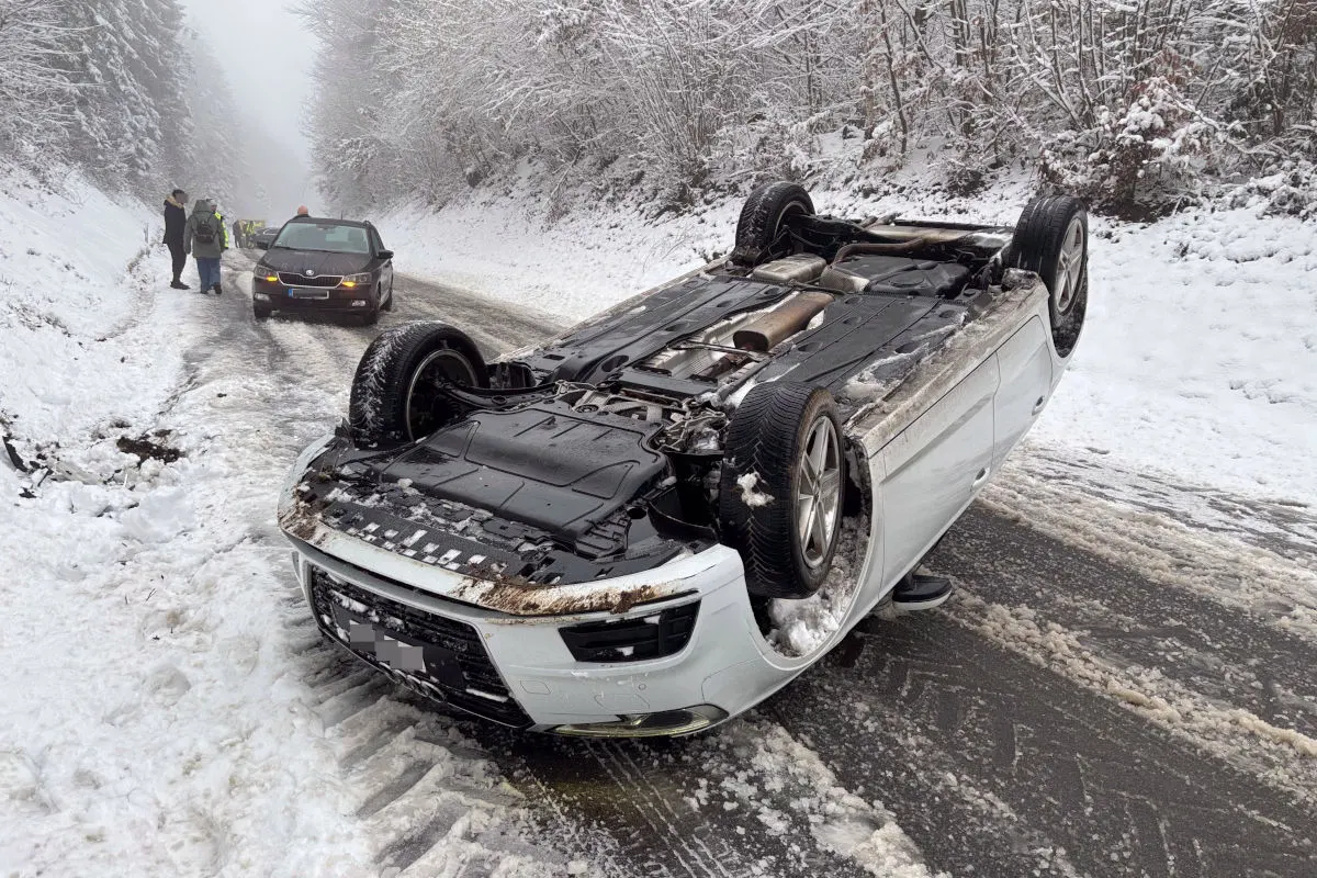 Rümikon AG – Unfall bei winterlichen Fahrverhältnissen