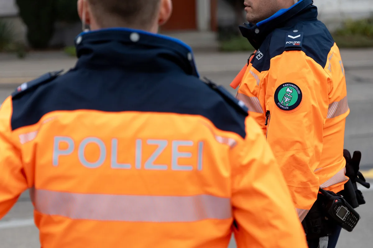 Mels SG – Lieferwagen um 1,5 Tonnen überladen