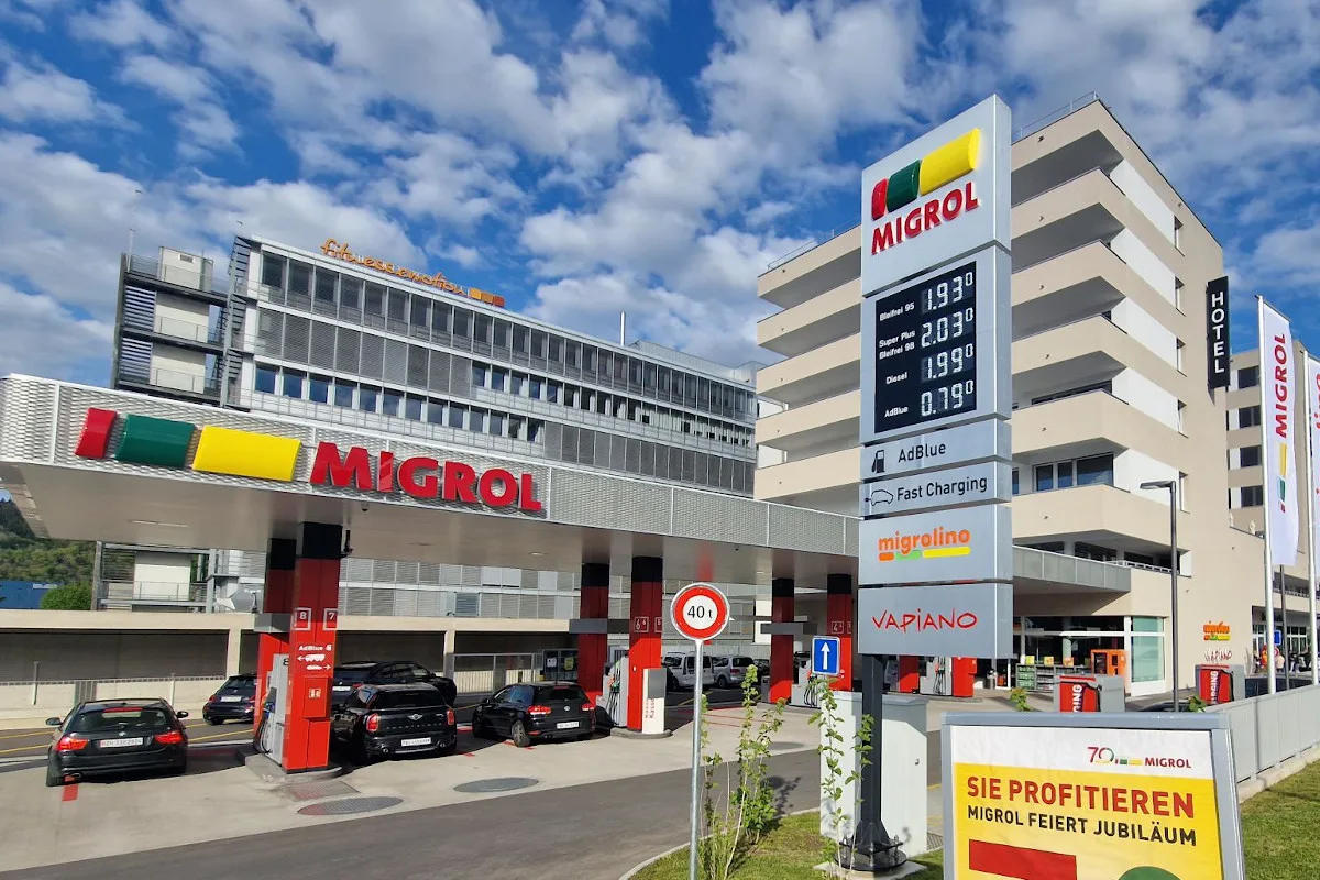 Spreitenbach AG – Mit Schlagstock Migrol Tankstelle überfallen