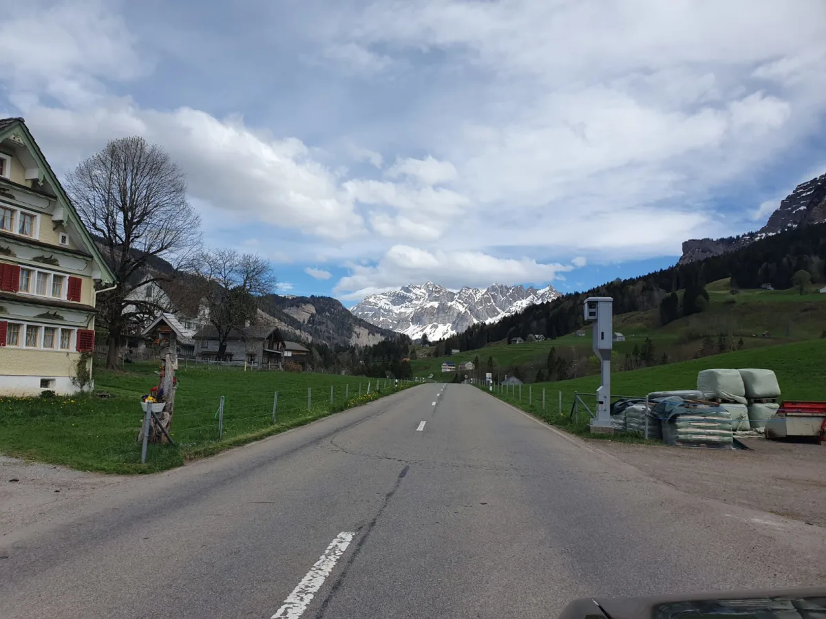 Kanton St.Gallen - Hier stehen die semistationären Radaranlagen