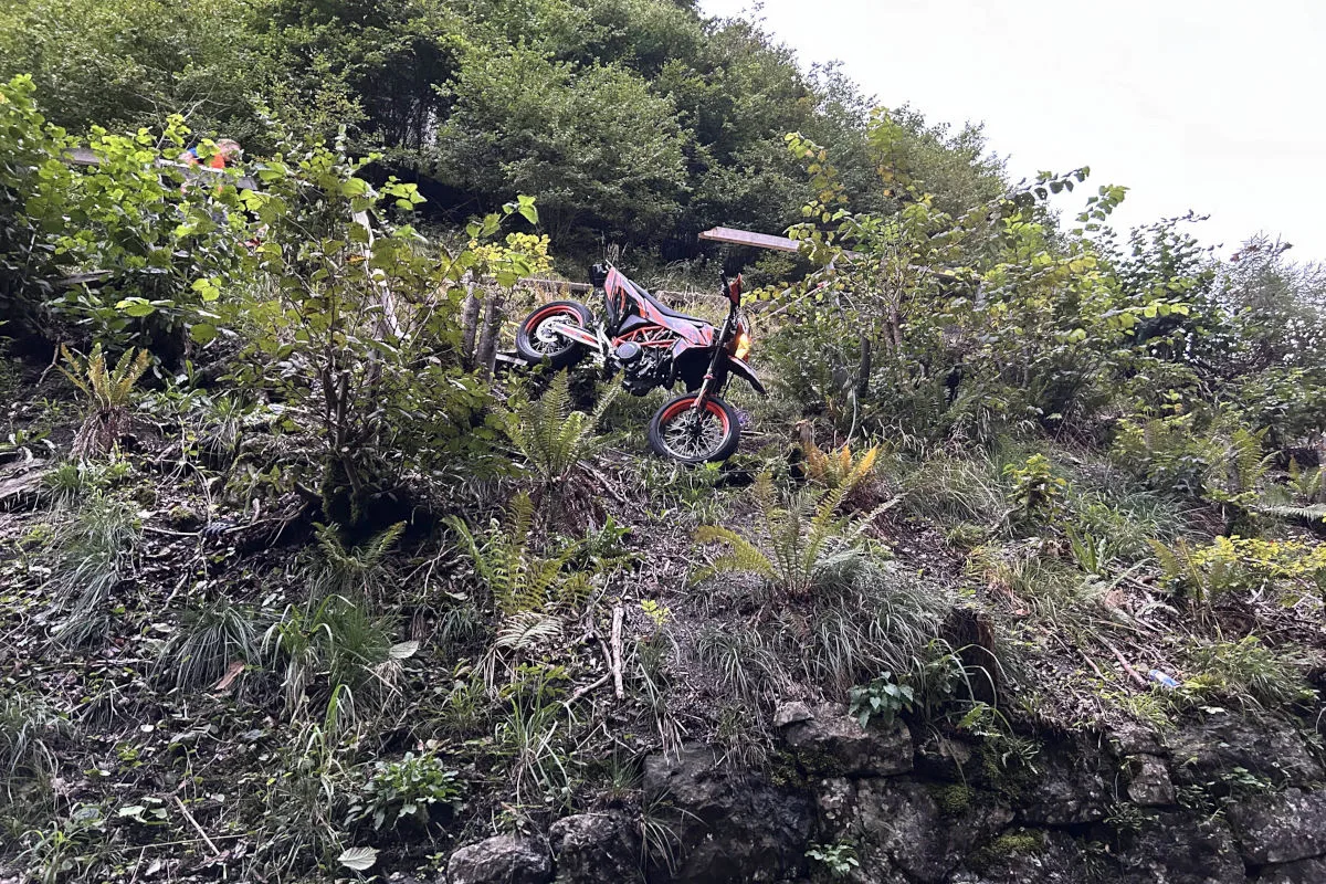 Vorderthal SZ – Schwerer Unfall mit Motorrad