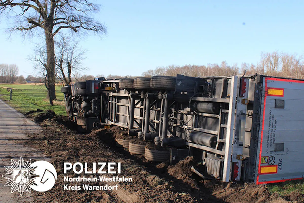 Warendorf – Lange Straßensperrung nach LKW-Unfall