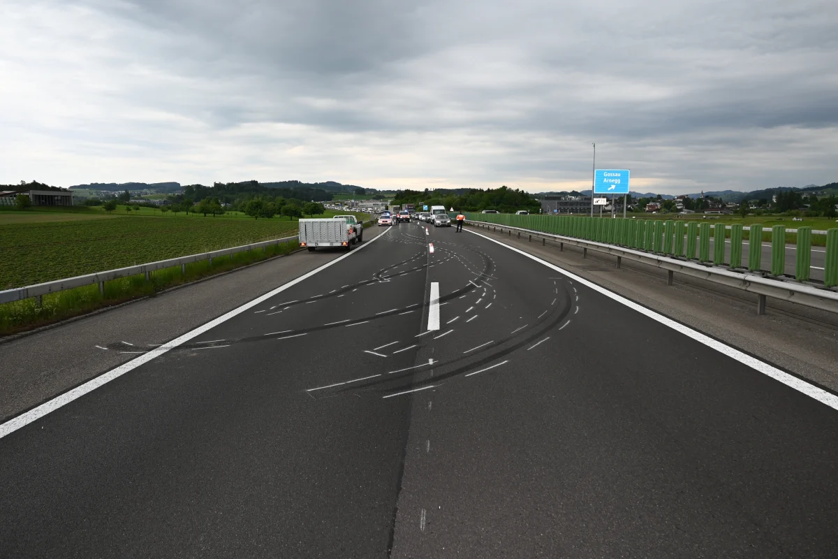 Gossau SG – Unfall auf der Autobahn A1 führt zu Stau