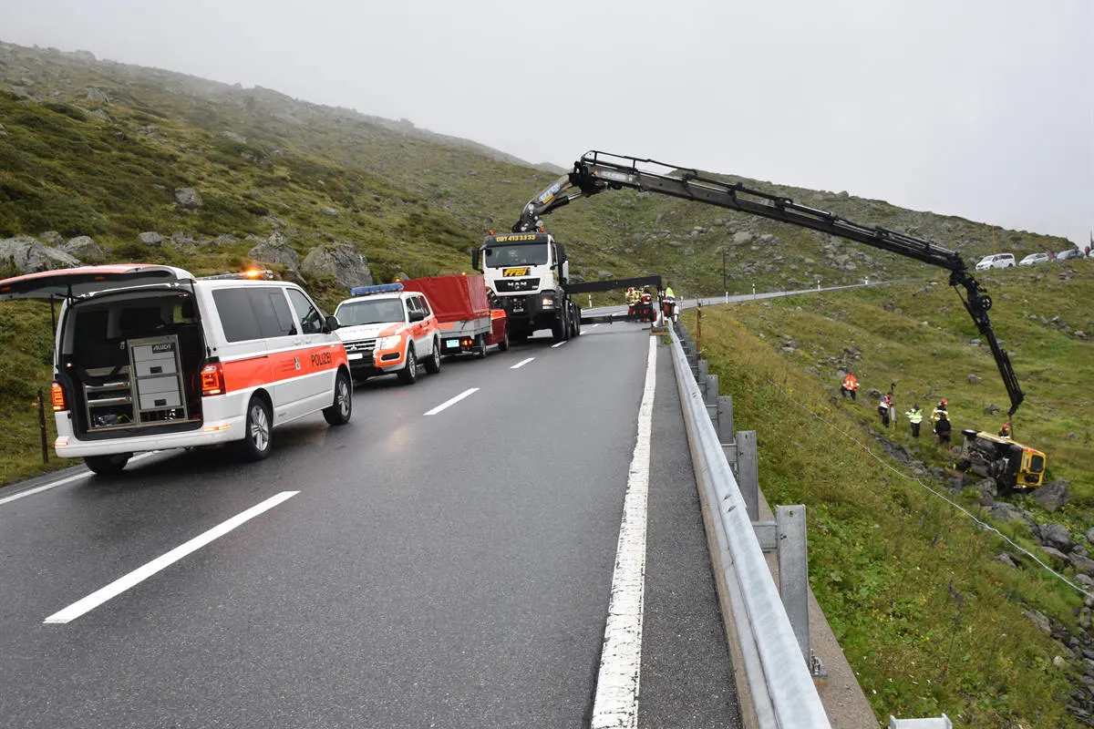 Davos GR - Selbstunfall ohne Führerausweis