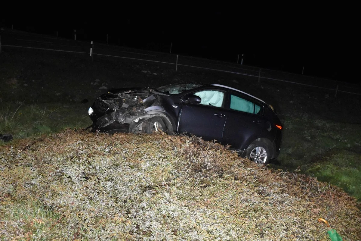 Zwei Verletzte nach Überschlag mit dem Auto auf der Julierstrecke bei Bivio GR