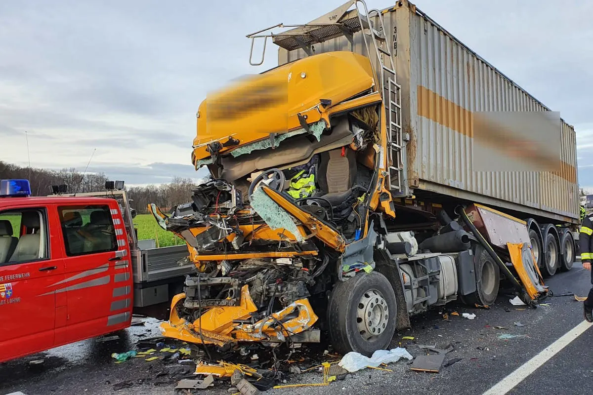 A1 Lohne-Dinklage – Vier Verletzte bei Unfall auf Autobahn