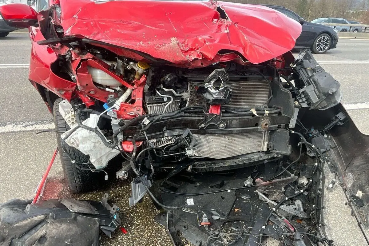 Auffahrunfall auf der A1 bei Flumenthal SO 