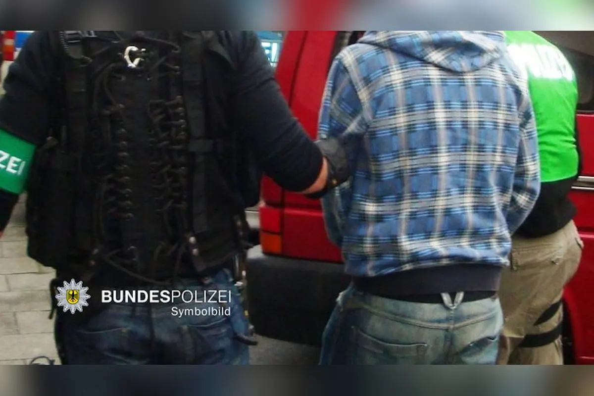München Grafing – Tatverdächtiger schnell gefasst – 25-Jähriger muss vor den Haftrichter