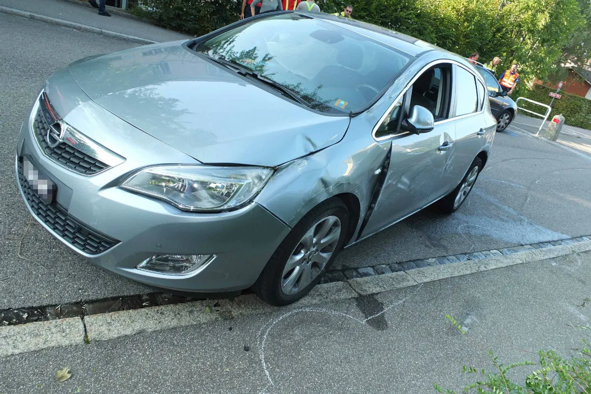 Rorschach SG - Auto kippt zur Seite