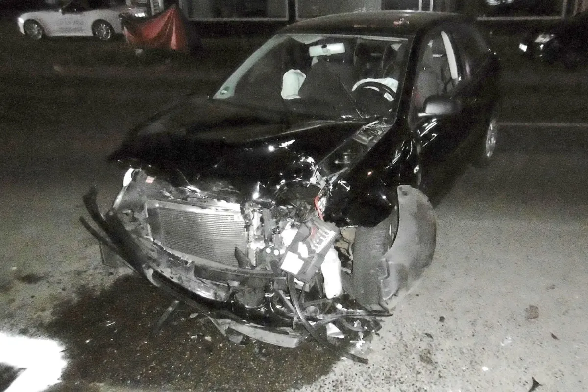 Sechs Autos gerammt und geflüchtet