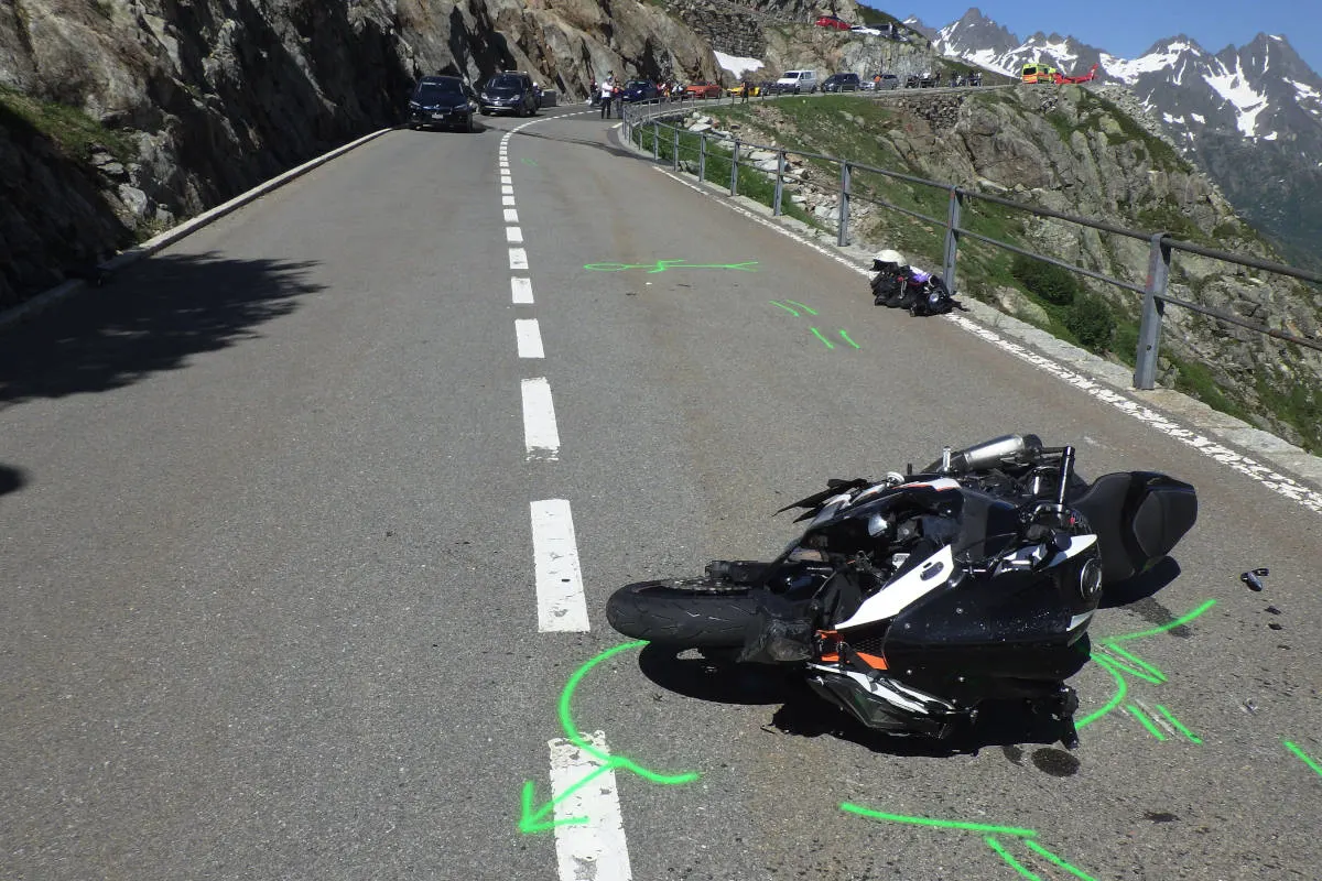 Wassen UR - Motorradunfall am Sustenpass