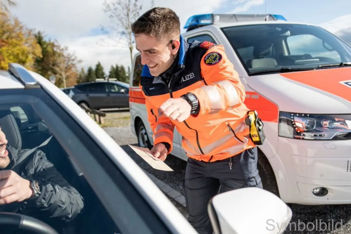 Zürich - 296 Fahrzeuge bei Kontrollen angehalten