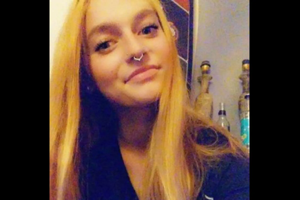 Wo ist die 15-jährige Lavinia?