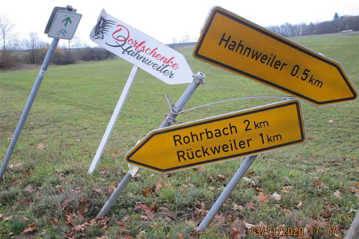 Baumholder - Gefährlicher Eingriff in den Straßenverkehr durch Beschädigungen von Verkehrszeichen oder Verkehrsunfallflucht