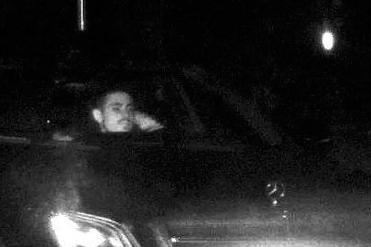 Essen / Hamm – Mercedes Limousine vor der Haustür entwendet