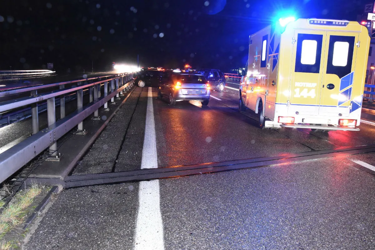 Oberbüren SG - Drei Autos in Unfall verwickelt