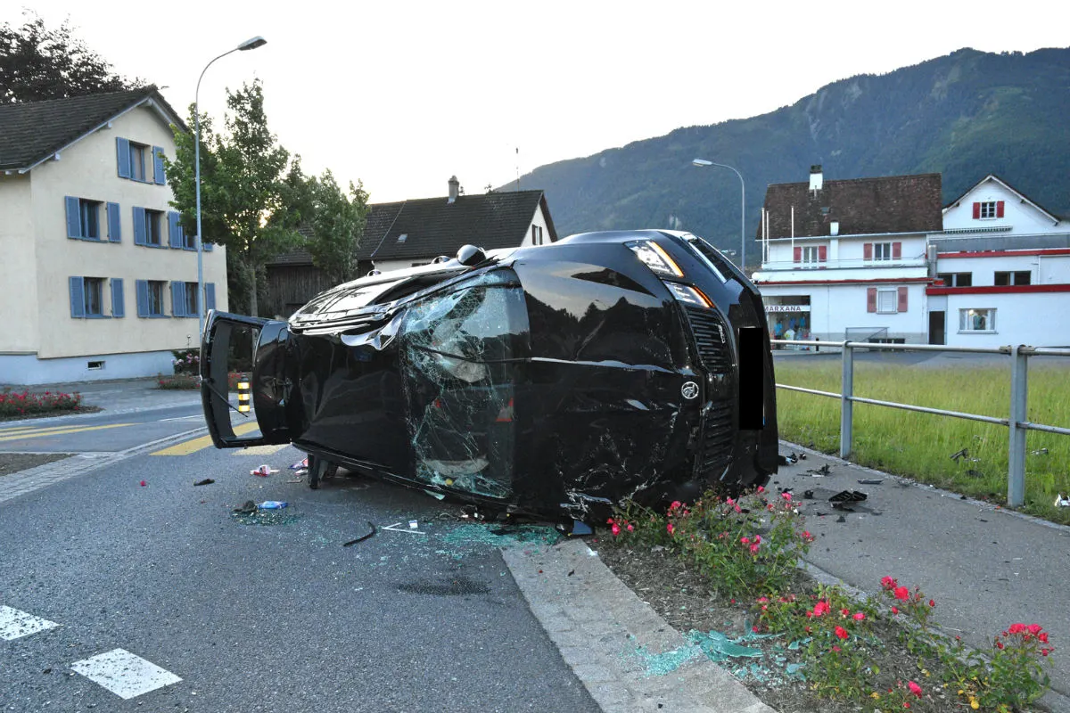 Eschen FL - Dieb nach Selbstunfall festgenommen
