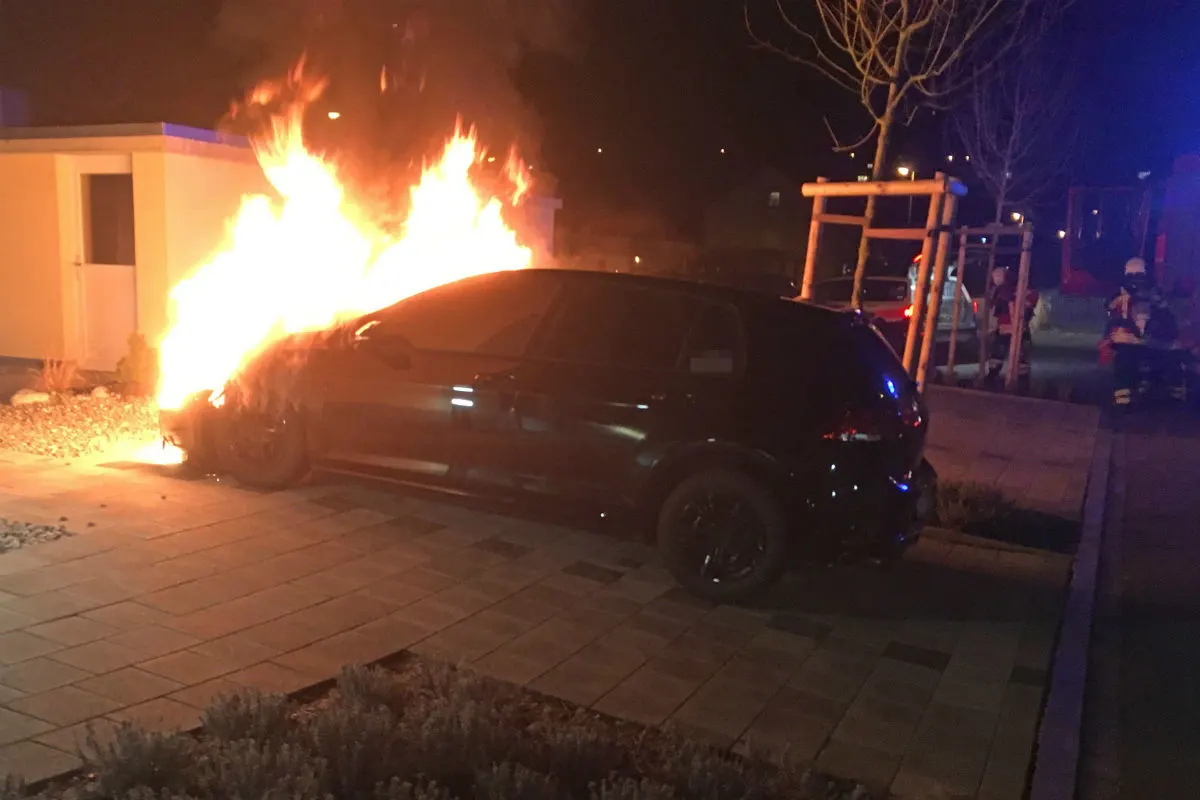 Müllheim TG - Autobrand auf Parkplatz