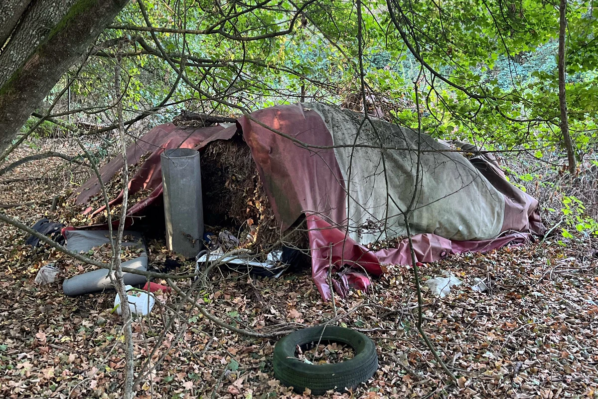 Neuss NW – Menschliches Skelett im Wald entdeckt