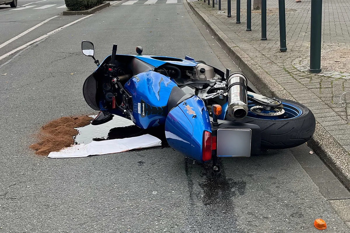 Oberhausen – Motorradfahrer bei Verkehrsunfall verletzt