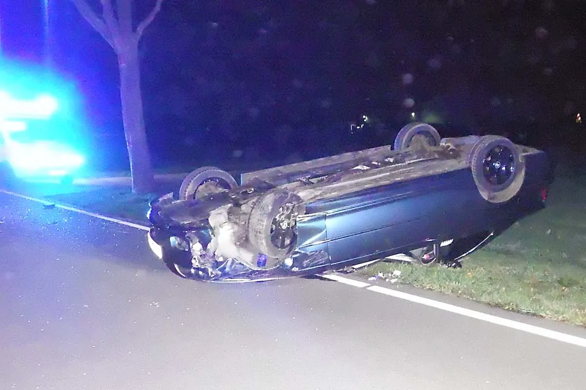 Verkehrsunfall in Kerken - PKW überschlägt sich