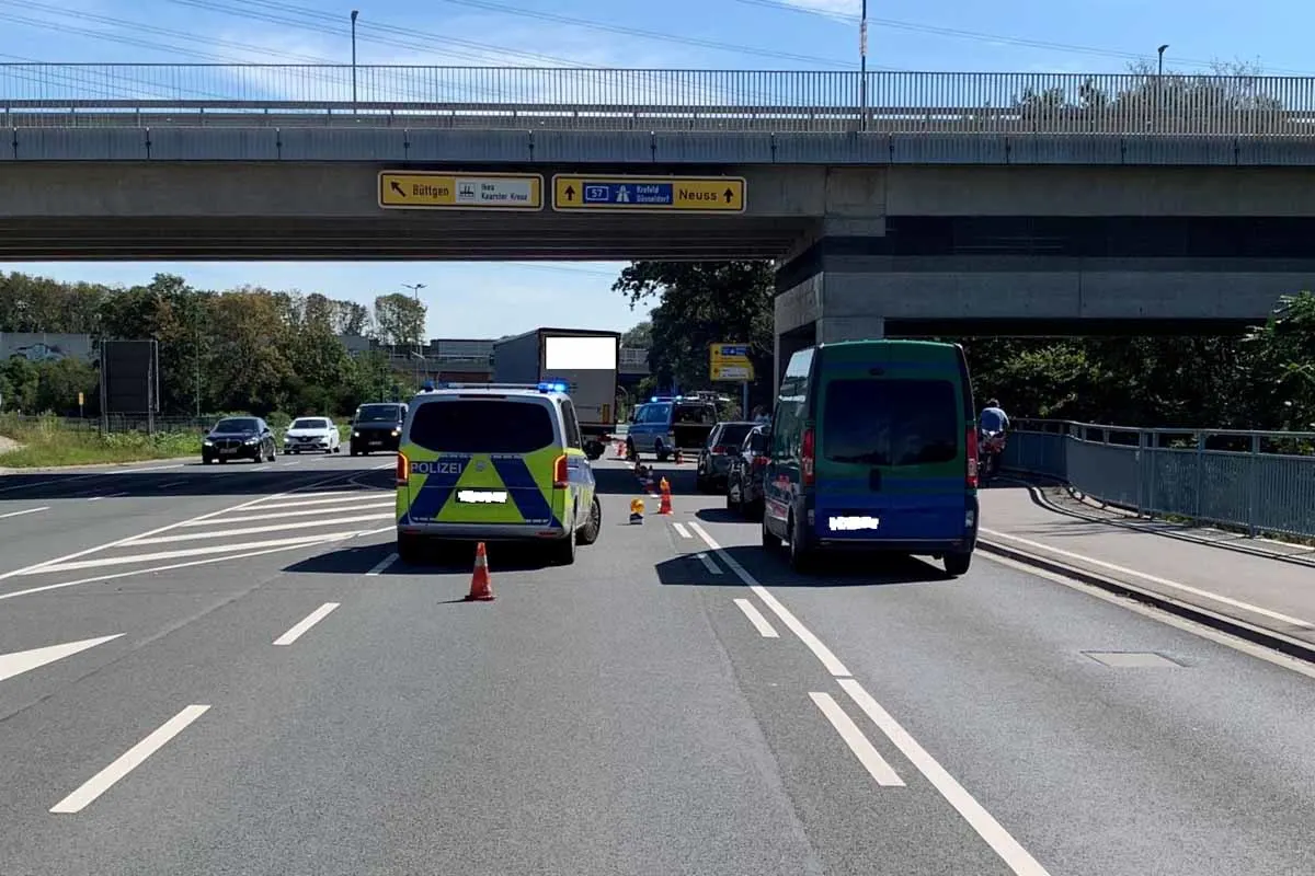 Kaarst - Zwei Autofahrer unter Drogeneinfluss aus dem Verkehr gezogen