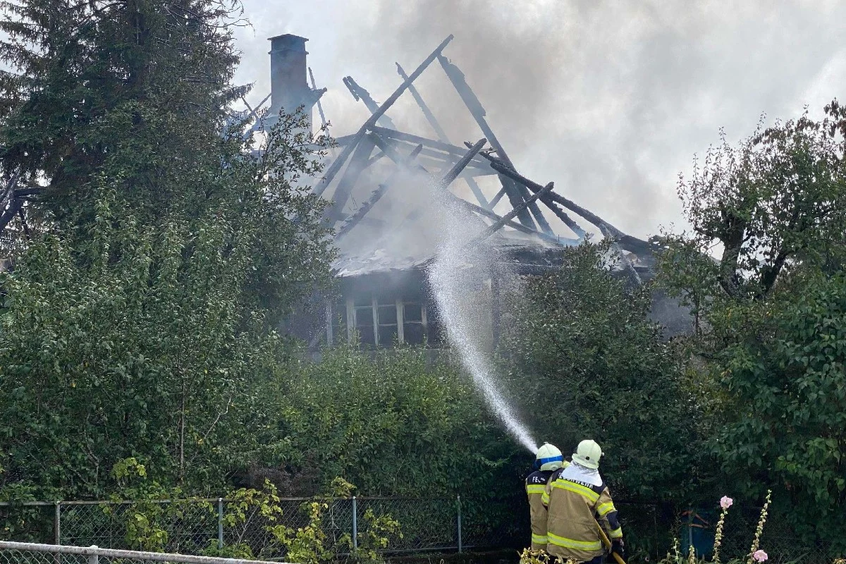 Lommiswil SO - Bauernhaus vom Feuer zerstört