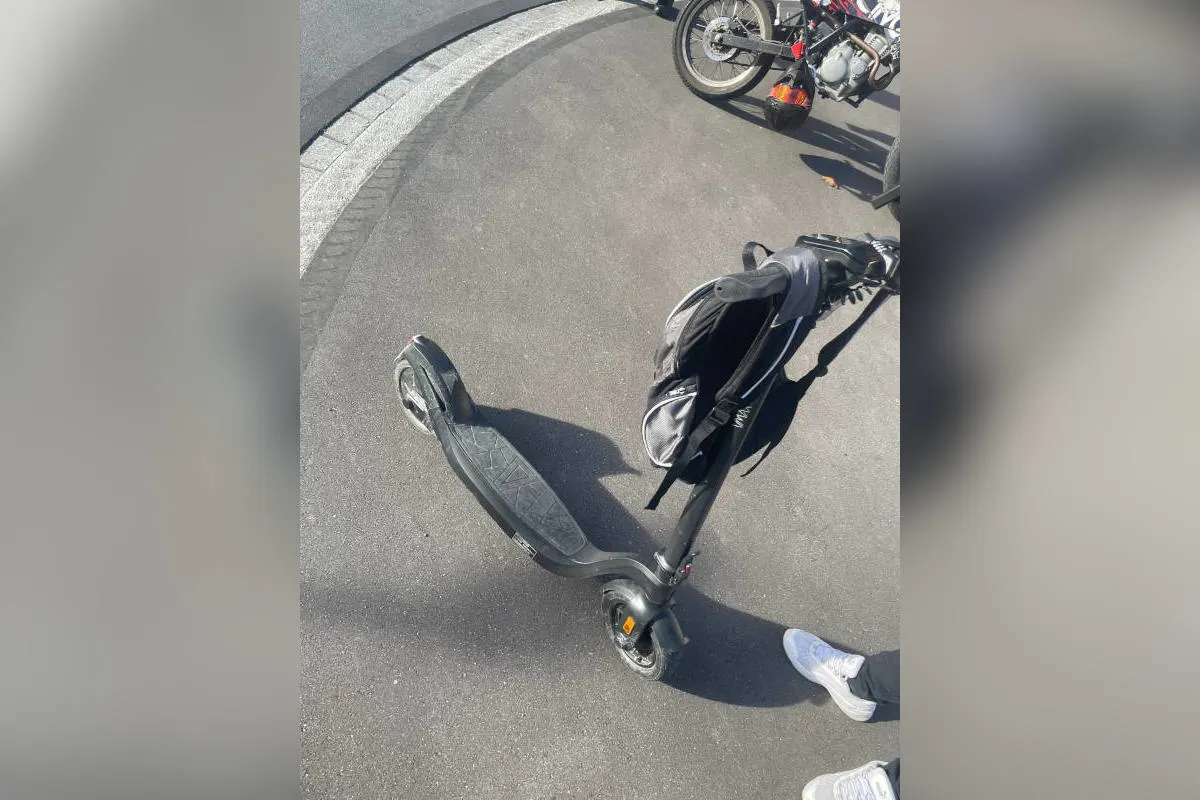 Chur GR – Motorrad kollidiert mit E-Scooter