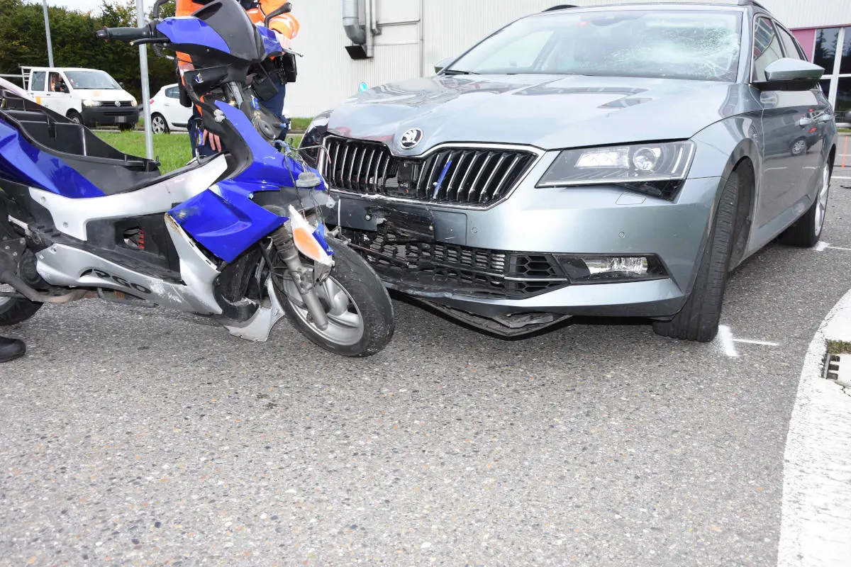 Unfall in Oberbüren SG – Kollision fordert Verletzten