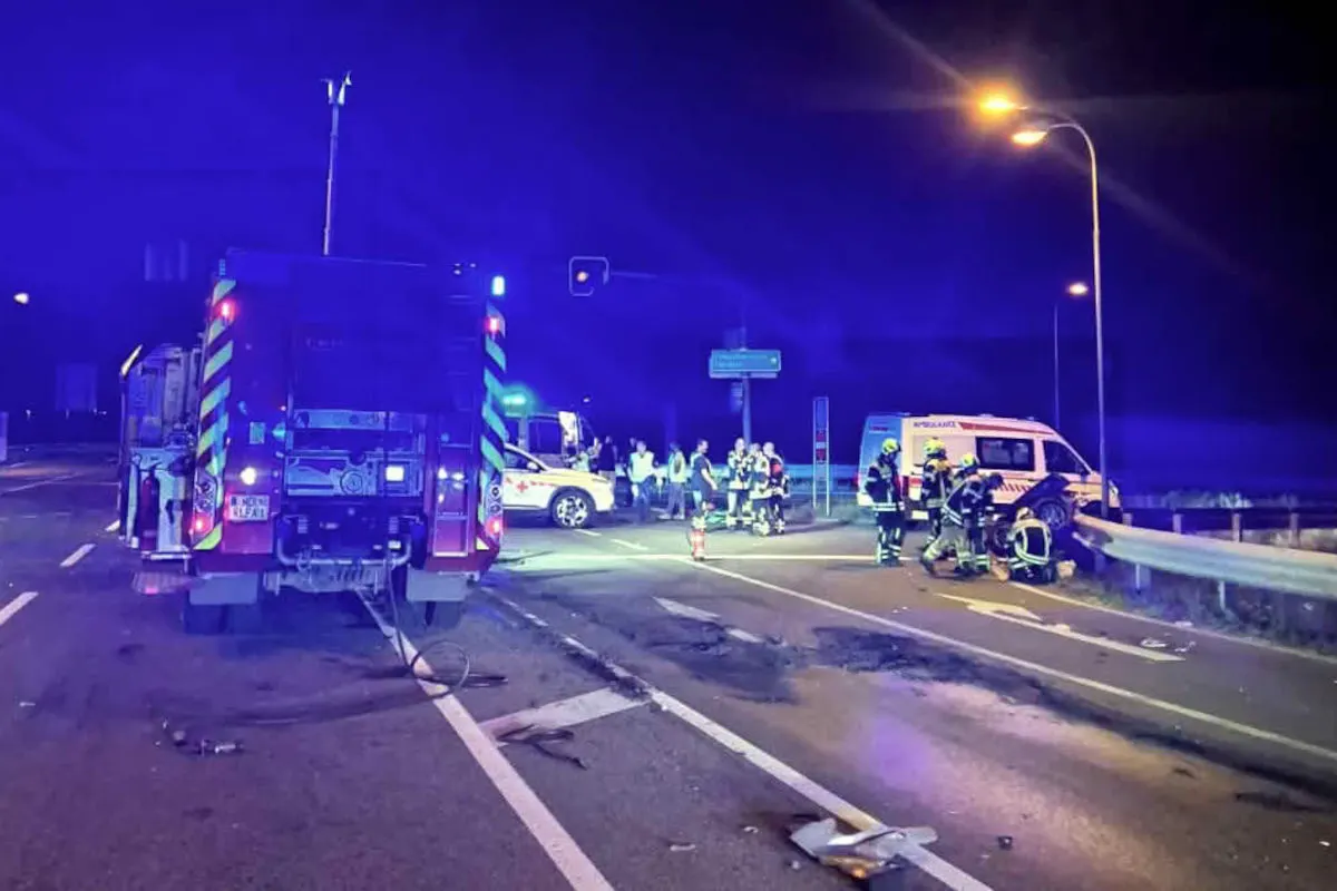Parndorf B – Schwerer Verkehrsunfall mit drei Verletzten