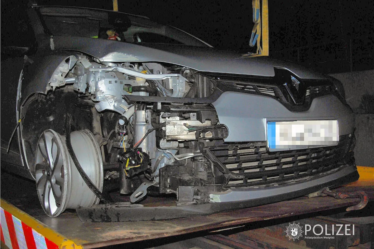 Kaiserslautern – Unfall und Fahrerflucht mit mehr als 2 Promille