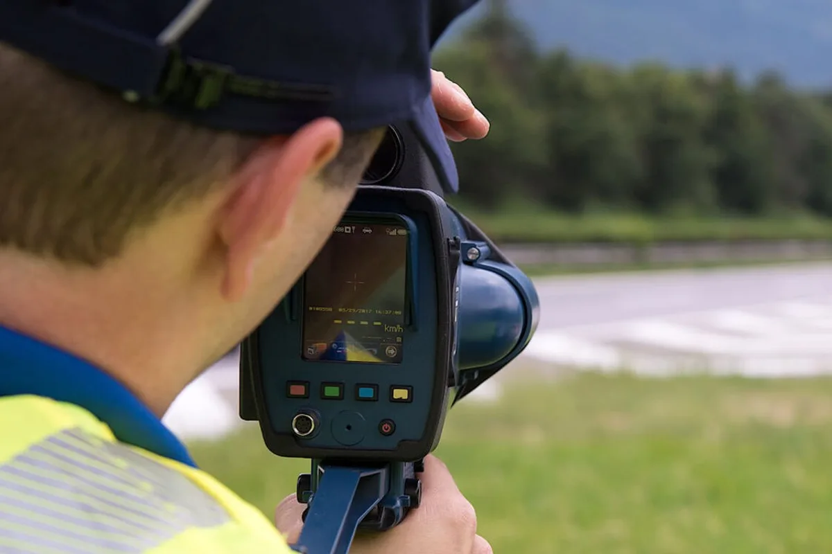  Bronschhofen SG - 21-jähriger Raser mit 110 km/h innerorts unterwegs