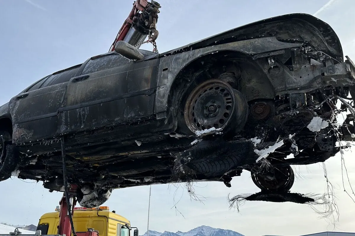 Tuggen SZ - Toter im brennenden Auto - Identität geklärt
