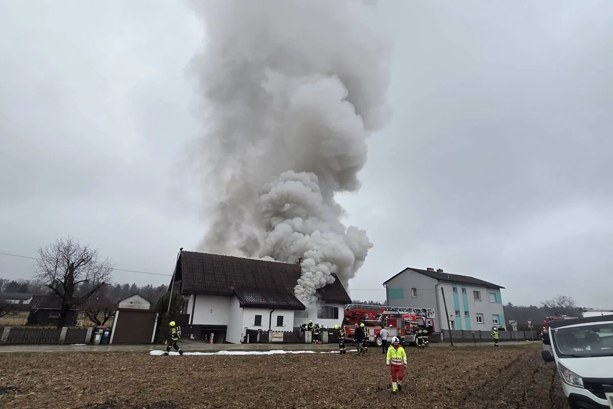 Kalsdorf – Eine Tote und ein Schwerverletzter nach Brand von Haus