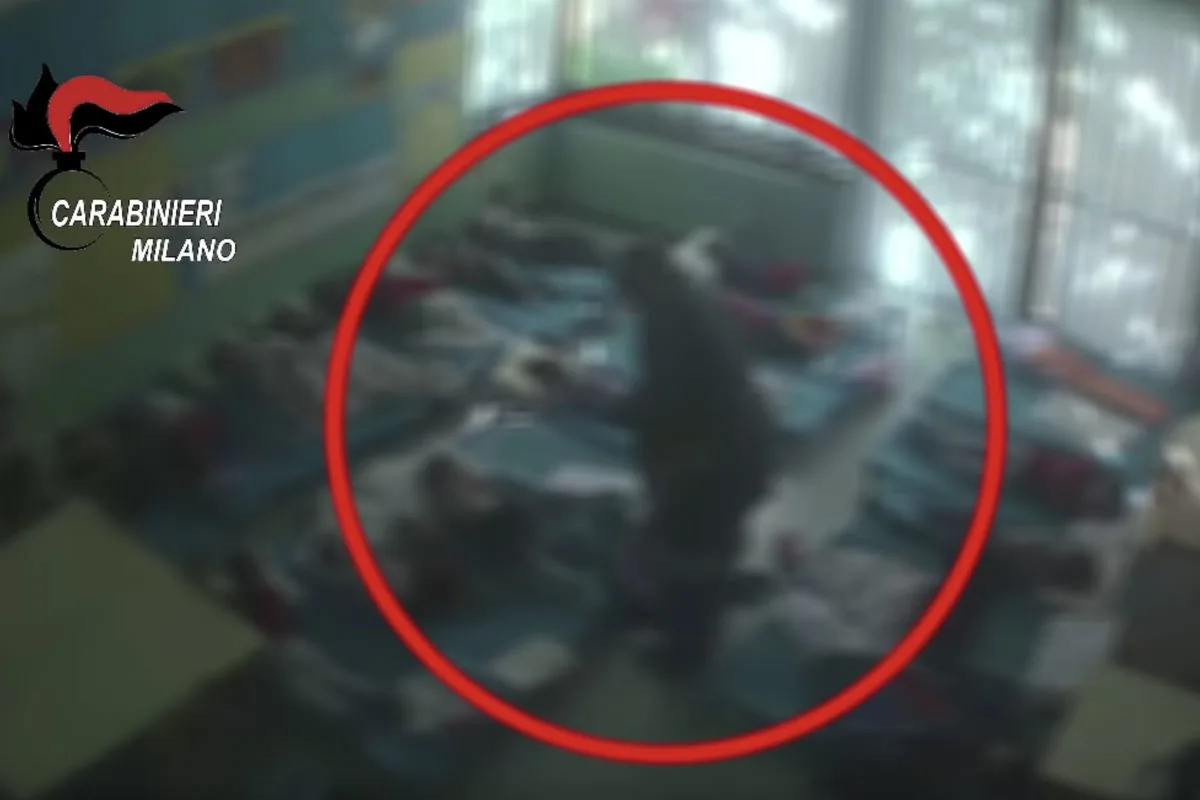 Dank Videokamera entlarvt - Kindergartenlehrer wendet gegenüber Kindern Gewalt an
