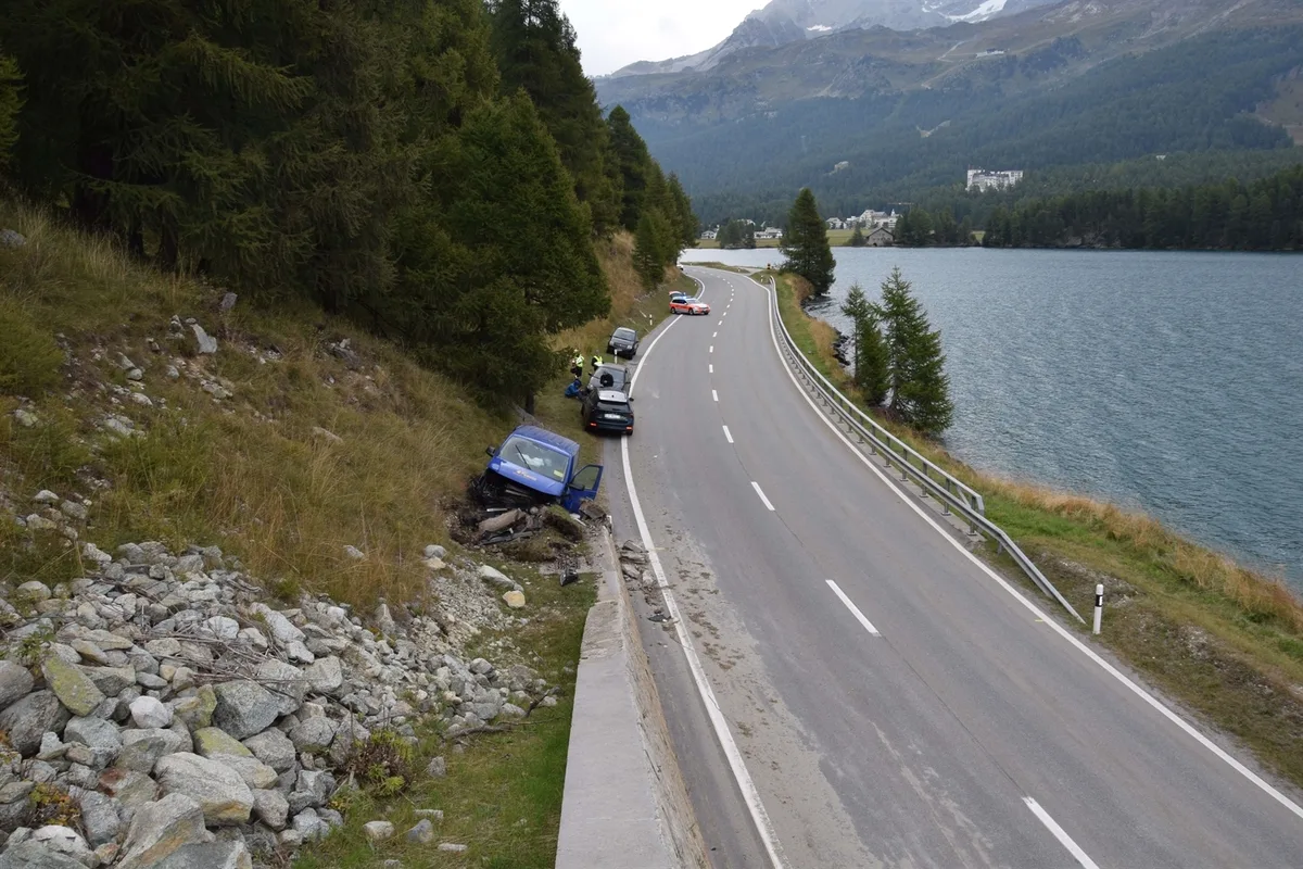 Sils/Segl Baselgia GR - Rega fliegt Verletzte nach Unfall ins Spital